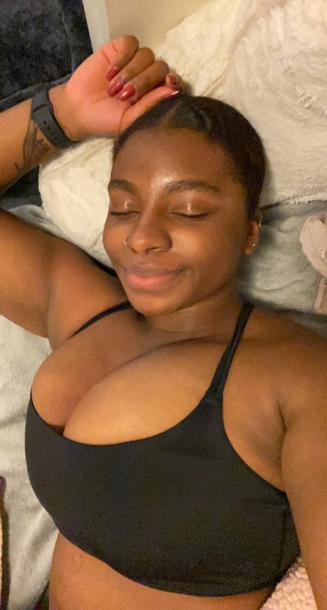 Foto desnuda filtrada de OnlyFans de Lusting Libra 