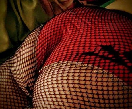 Foto desnuda filtrada de OnlyFans de Luring Seductress