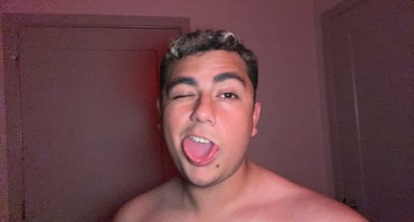 Foto desnuda filtrada de OnlyFans de Brent
