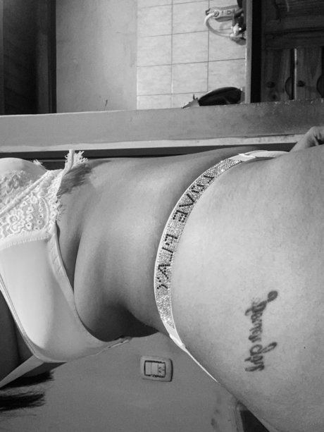 Foto desnuda filtrada de OnlyFans de Lulu