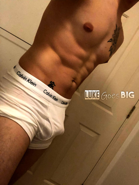Foto desnuda filtrada de OnlyFans de  Luke 