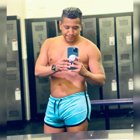 Foto desnuda filtrada de OnlyFans de Luis Stalin Cruz