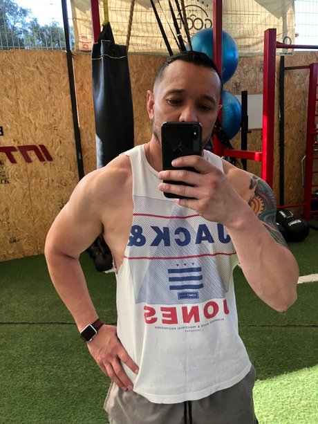 Foto desnuda filtrada de OnlyFans de Luis Jimenez