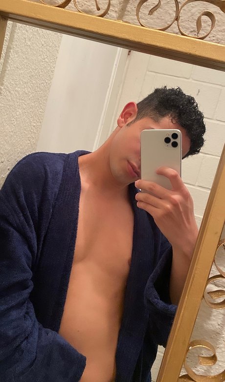 Foto desnuda filtrada de OnlyFans de Luis G Rico