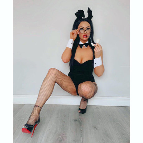 Lucyrosina