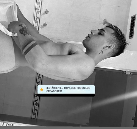 Foto desnuda filtrada de OnlyFans de   