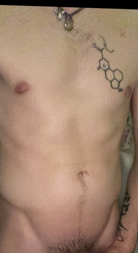 Foto desnuda filtrada de OnlyFans de Cyrus