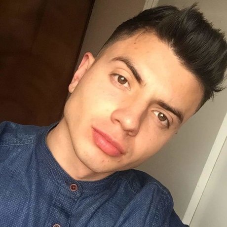 Foto desnuda filtrada de OnlyFans de Lucian Smith