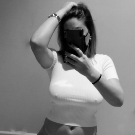 Foto desnuda filtrada de OnlyFans de Maria Sauvage