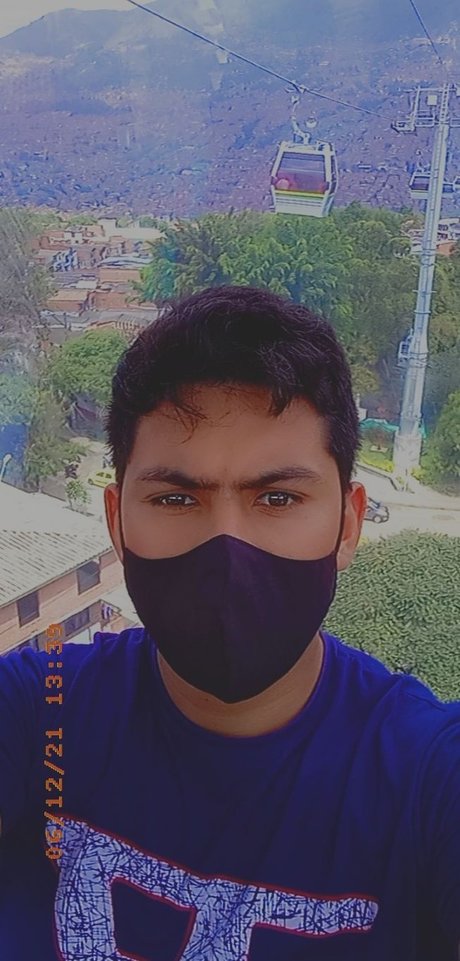 Foto desnuda filtrada de OnlyFans de Marcos Londoo