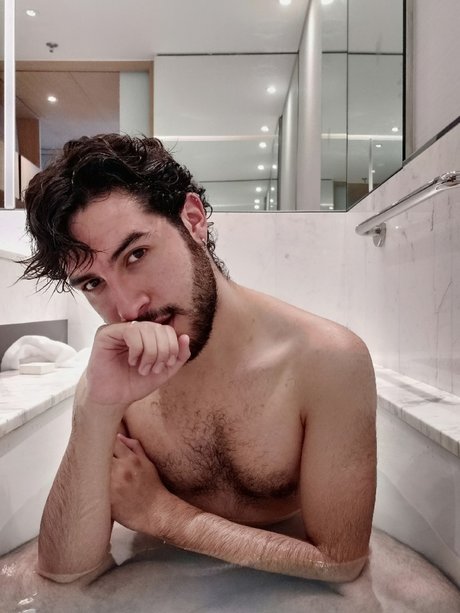 Foto desnuda filtrada de OnlyFans de Marco