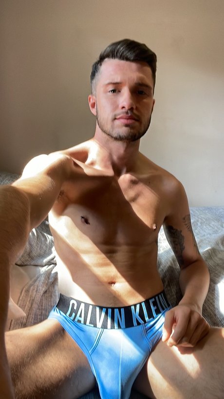 Foto desnuda filtrada de OnlyFans de Marco Braid