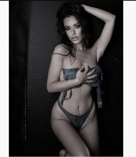 Foto desnuda filtrada de OnlyFans de Nicole