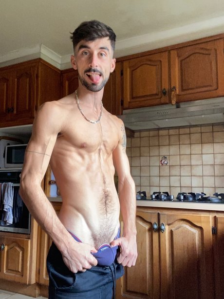 Foto desnuda filtrada de OnlyFans de Manmadman