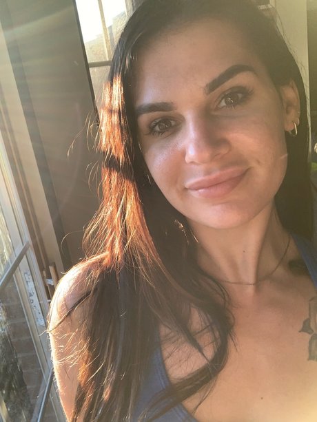 Foto desnuda filtrada de OnlyFans de Manda