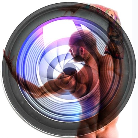 Foto desnuda filtrada de OnlyFans de Manpics