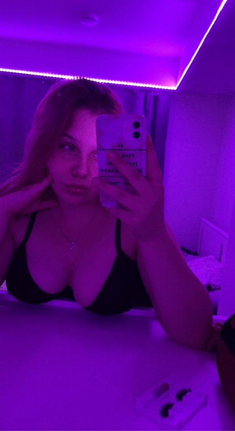 Foto desnuda filtrada de OnlyFans de Mimu