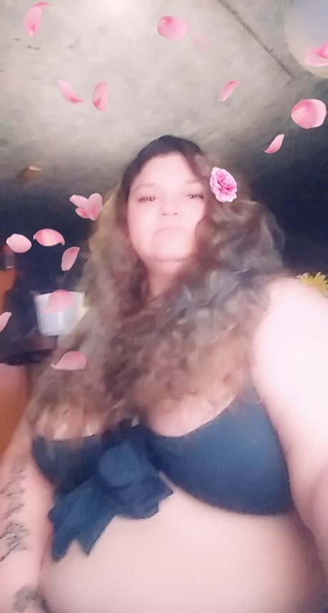 Foto desnuda filtrada de OnlyFans de Mamabear1911