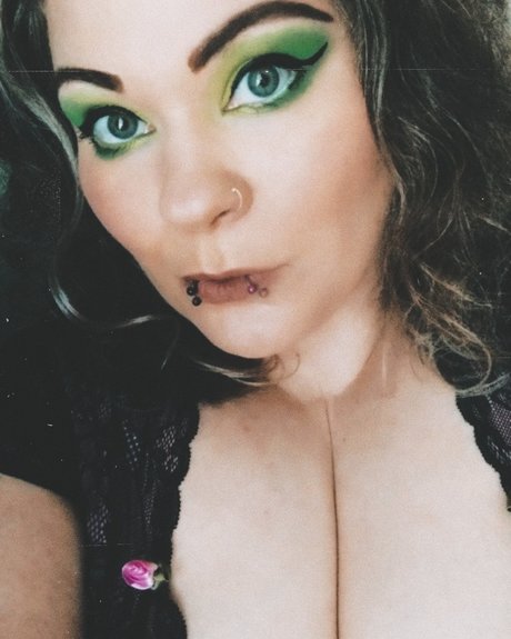 Magikalgoddess84