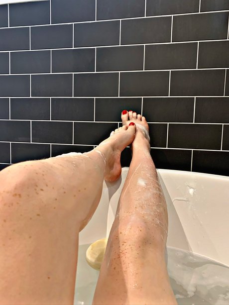 Foto desnuda filtrada de OnlyFans de Maddy Louise