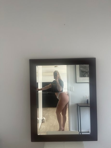 Foto desnuda filtrada de OnlyFans de Maddi