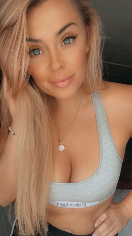 Foto desnuda filtrada de OnlyFans de Mckenzie Paige
