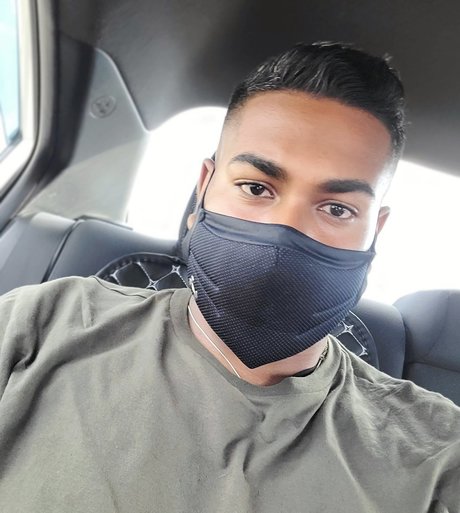 Foto desnuda filtrada de OnlyFans de Prince Marlon
