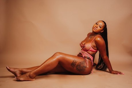 Foto desnuda filtrada de OnlyFans de Real Stalli 