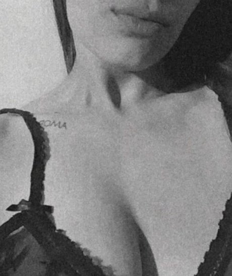 Foto desnuda filtrada de OnlyFans de Mayri