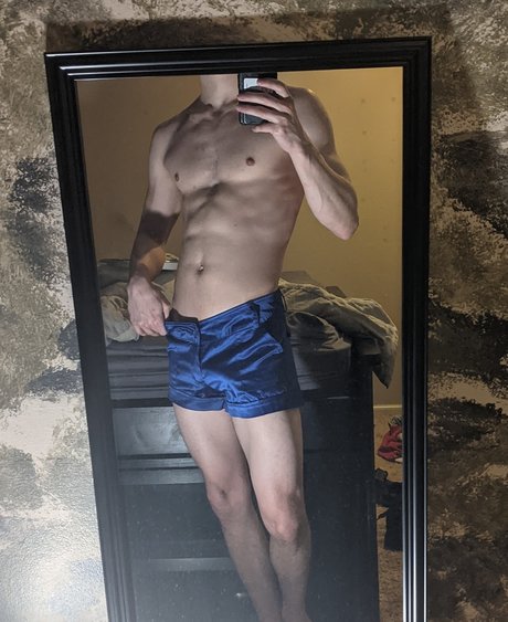 Foto desnuda filtrada de OnlyFans de Max