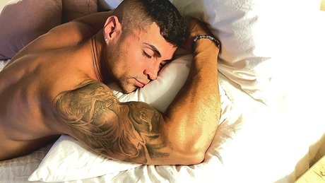 Foto desnuda filtrada de OnlyFans de Maximux1