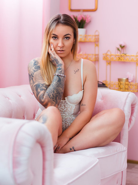 Foto desnuda filtrada de OnlyFans de Mavina