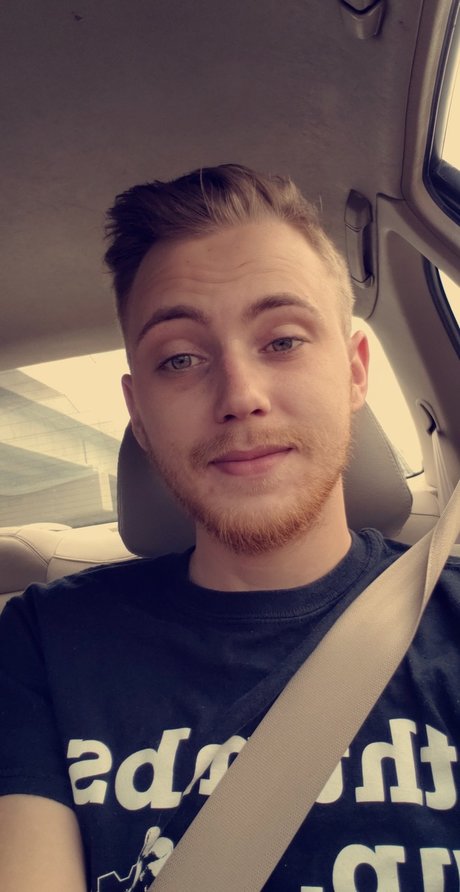 Foto desnuda filtrada de OnlyFans de Maverick