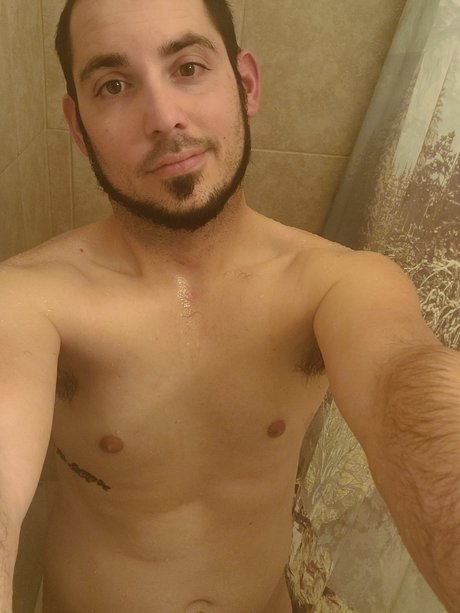 Foto desnuda filtrada de OnlyFans de Richard Moore