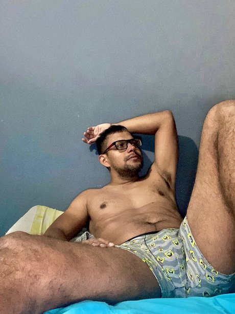 Foto desnuda filtrada de OnlyFans de Masturmania 