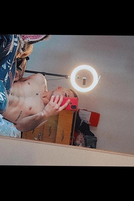 Foto desnuda filtrada de OnlyFans de Marcos