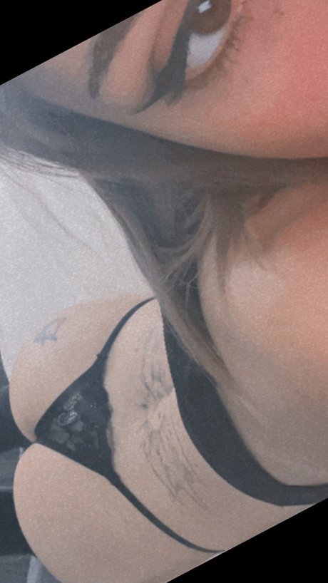 Foto desnuda filtrada de OnlyFans de Sherlin Daz