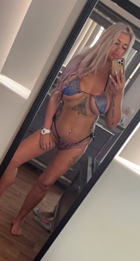 Misscruz01