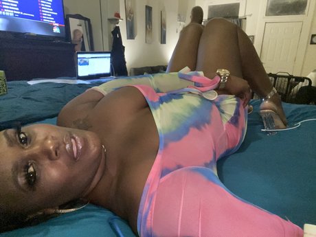 Foto desnuda filtrada de OnlyFans de Doris