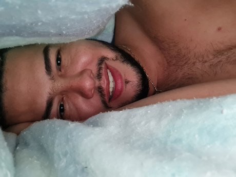 Foto desnuda filtrada de OnlyFans de Miguel Londoo
