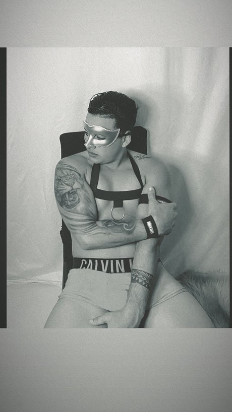 Foto desnuda filtrada de OnlyFans de Miguel Diaz