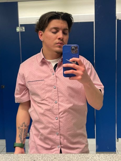 Foto desnuda filtrada de OnlyFans de Michael Alvarez