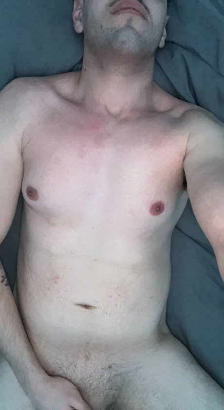 Foto desnuda filtrada de OnlyFans de Midsavy