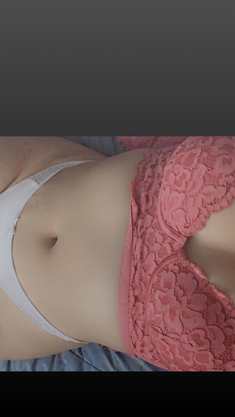 Foto desnuda filtrada de OnlyFans de Michi