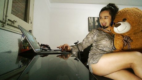 Foto desnuda filtrada de OnlyFans de Michelle Solangie