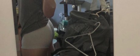 Foto desnuda filtrada de OnlyFans de Michael Austin