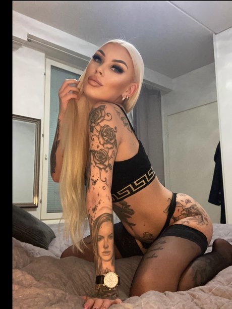 Foto desnuda filtrada de OnlyFans de Micaelamonica