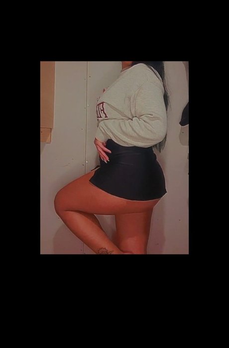 Foto desnuda filtrada de OnlyFans de Miau