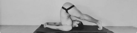Foto desnuda filtrada de OnlyFans de Yoga Dude