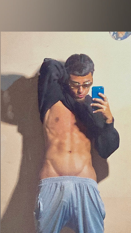 Foto desnuda filtrada de OnlyFans de Xiao Hei Long